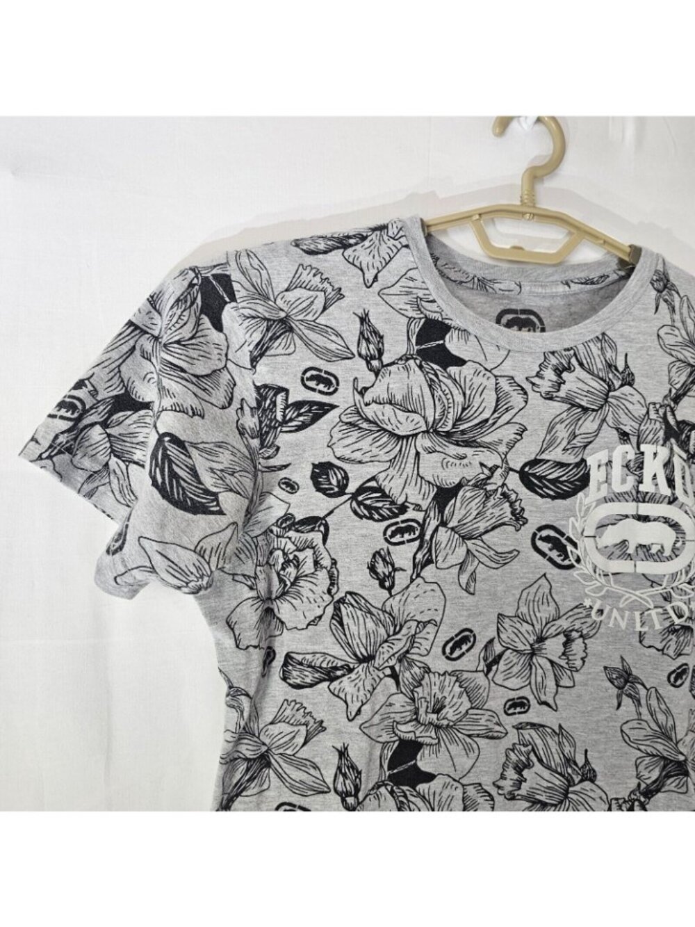 Ecko T Shirt Mens M Gray Floral Graphic Print Short Sleeve Crew Neck Top - Picture 2 of 10